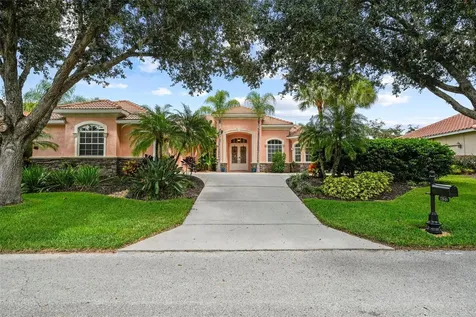 12648 Lake Jovita Boulevard Dade City FL 33525