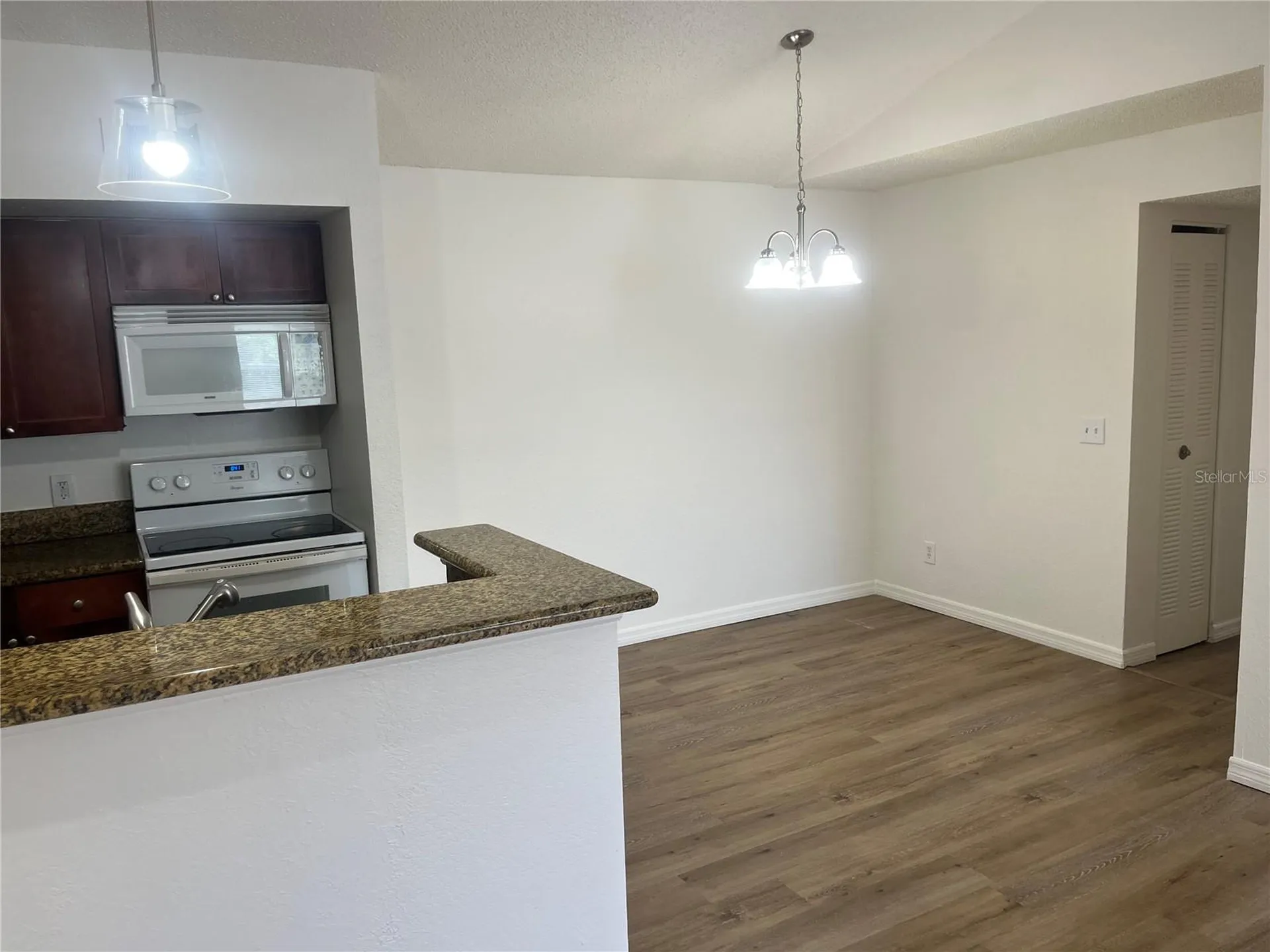 5132 Conroy Road Orlando FL 32811