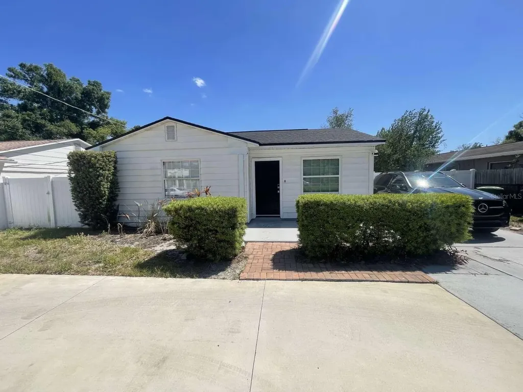 3606 W Bay To Bay Boulevard Tampa FL 33629