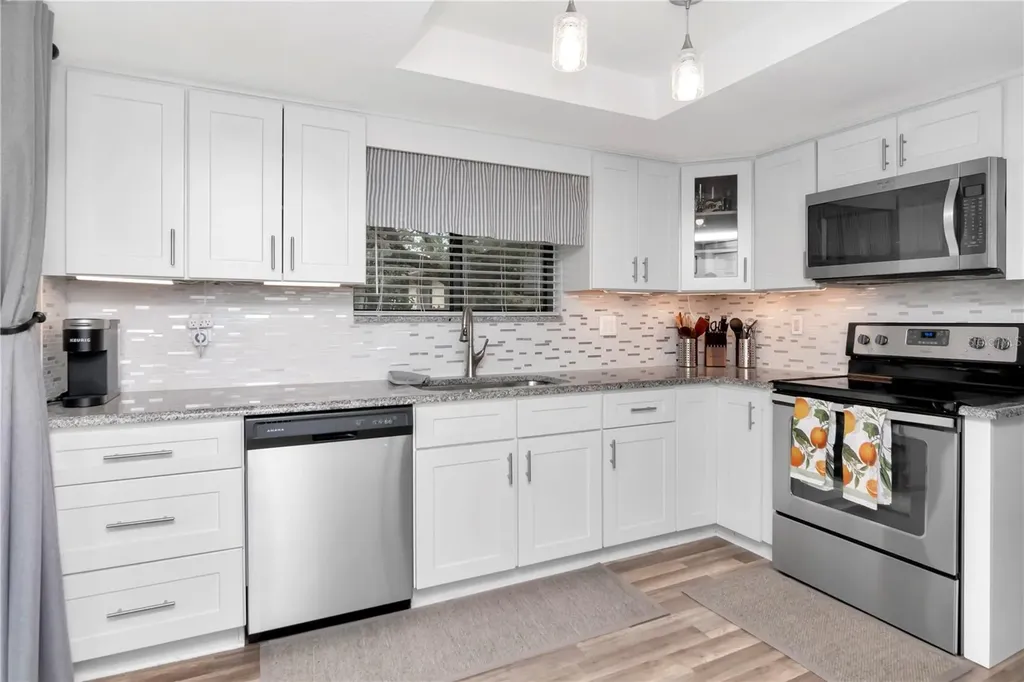 2363 Flanders Way Safety Harbor FL 34695