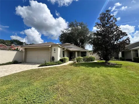 545 NE 45th Court Ocala FL 34470
