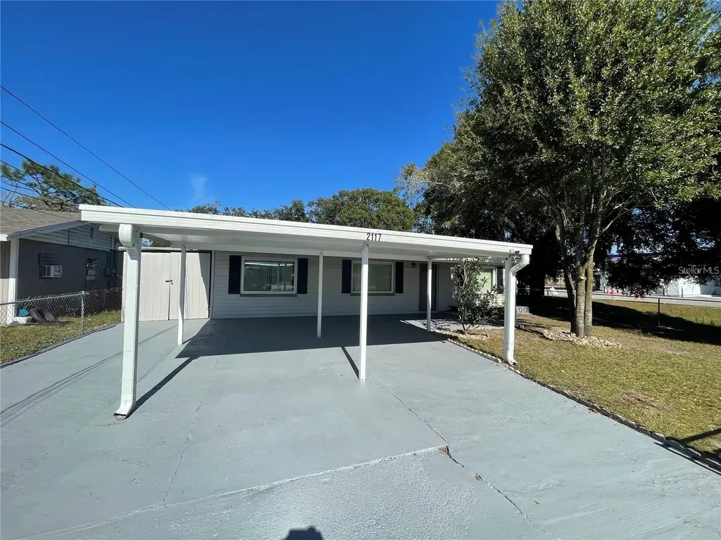 2117 Ivey Lane Lakeland FL 33815