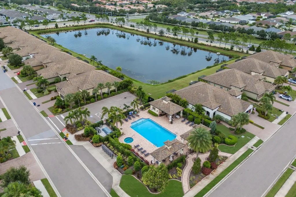 6314 Positano Court Sarasota FL 34243