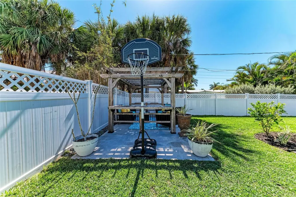 621 Trabue Avenue Punta Gorda FL 33950
