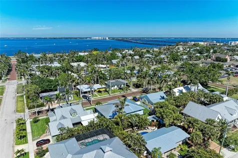 621 Trabue Avenue Punta Gorda FL 33950