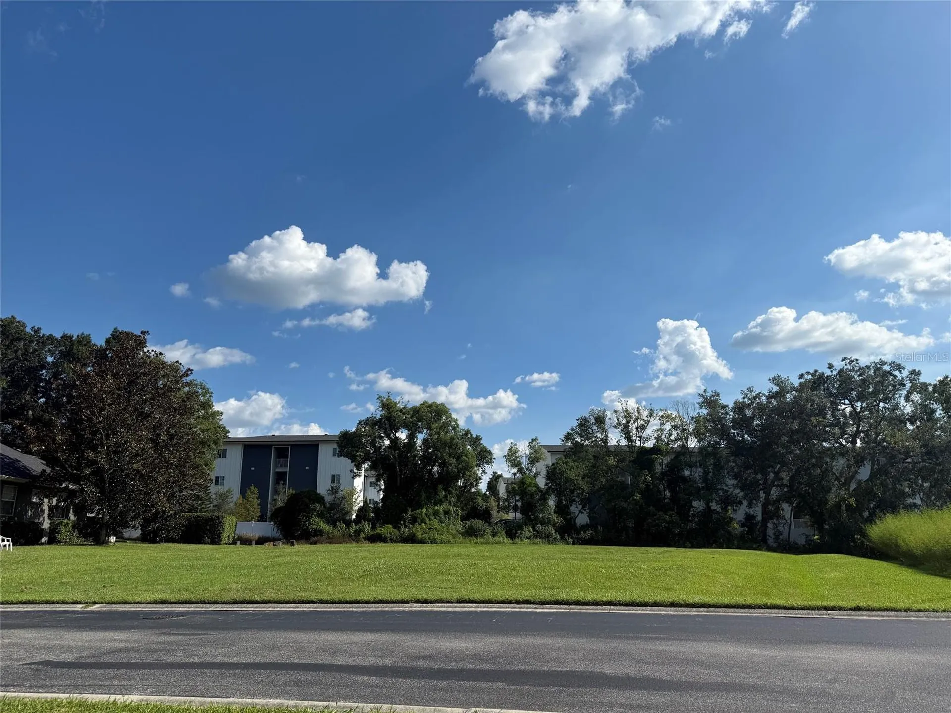 Island Shores Lane Lakeland FL 33809