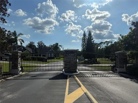 Island Shores Lane Lakeland FL 33809