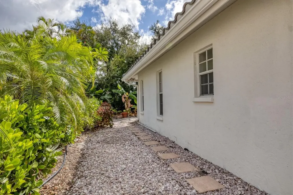 1104 Hoover Street Nokomis FL 34275