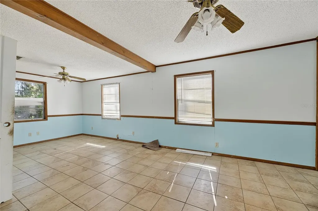 311 S Webb Road Plant City FL 33566
