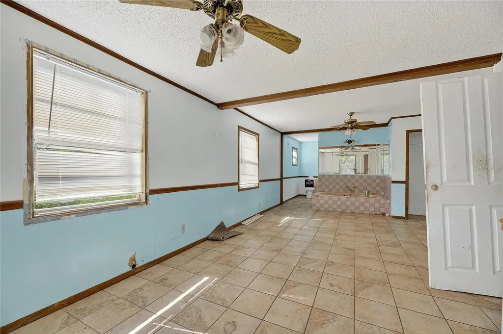 311 S Webb Road Plant City FL 33566