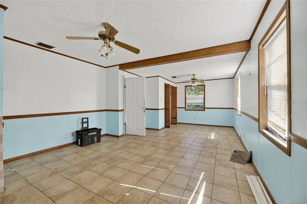 311 S Webb Road Plant City FL 33566