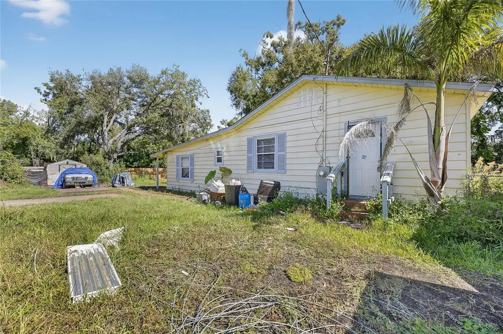 311 S Webb Road Plant City FL 33566
