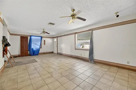 311 S Webb Road Plant City FL 33566
