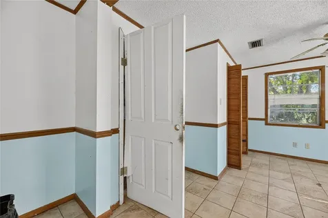 311 S Webb Road Plant City FL 33566