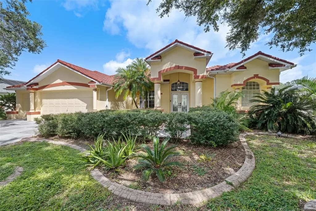 5230 Halstead Lane Zephyrhills FL 33541