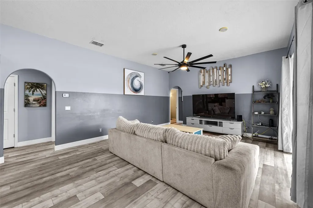 5230 Halstead Lane Zephyrhills FL 33541