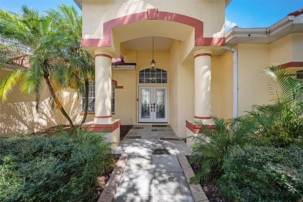 5230 Halstead Lane Zephyrhills FL 33541