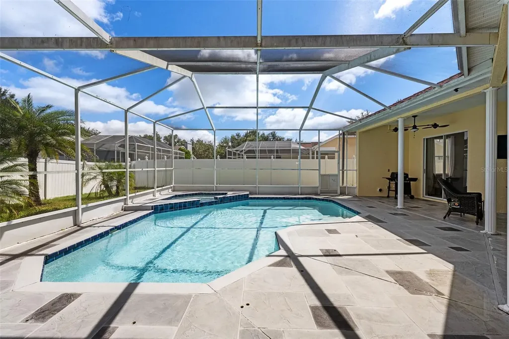 5230 Halstead Lane Zephyrhills FL 33541