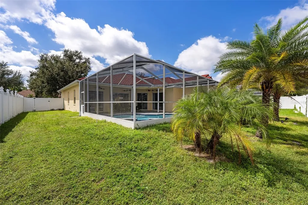 5230 Halstead Lane Zephyrhills FL 33541