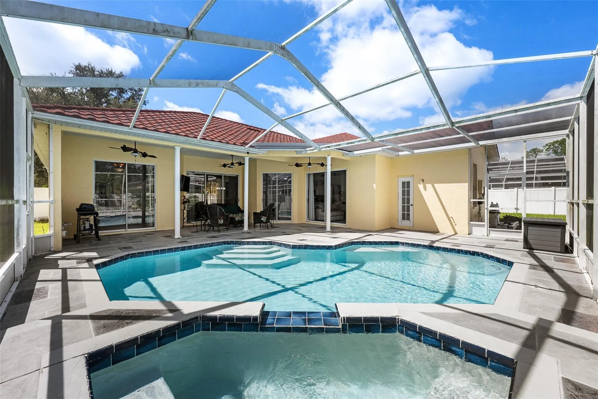 5230 Halstead Lane Zephyrhills FL 33541