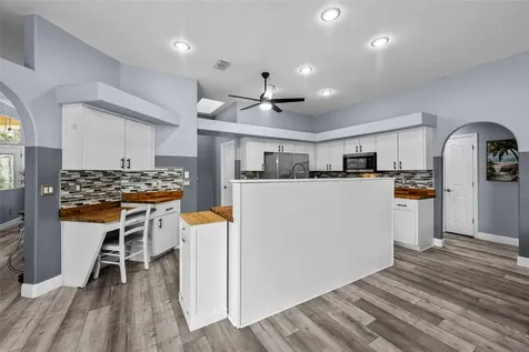 5230 Halstead Lane Zephyrhills FL 33541