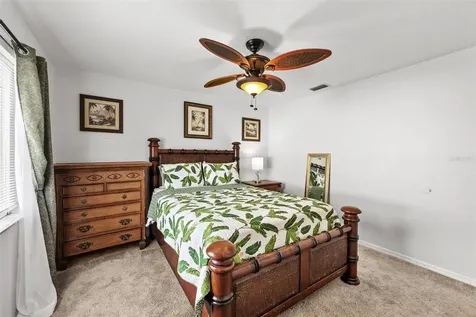 5230 Halstead Lane Zephyrhills FL 33541