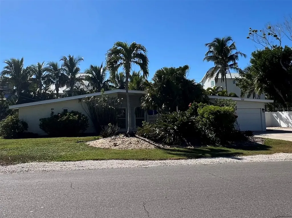 717 Jacaranda Road Anna Maria FL 34216