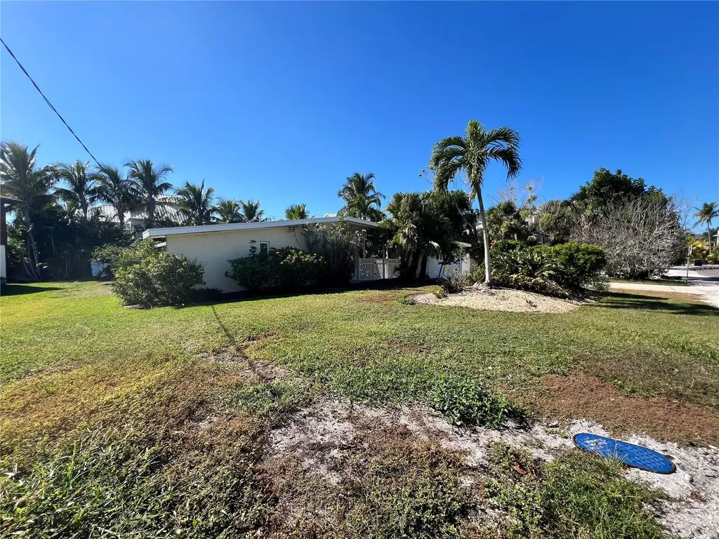 717 Jacaranda Road Anna Maria FL 34216