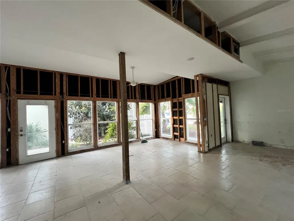 717 Jacaranda Road Anna Maria FL 34216