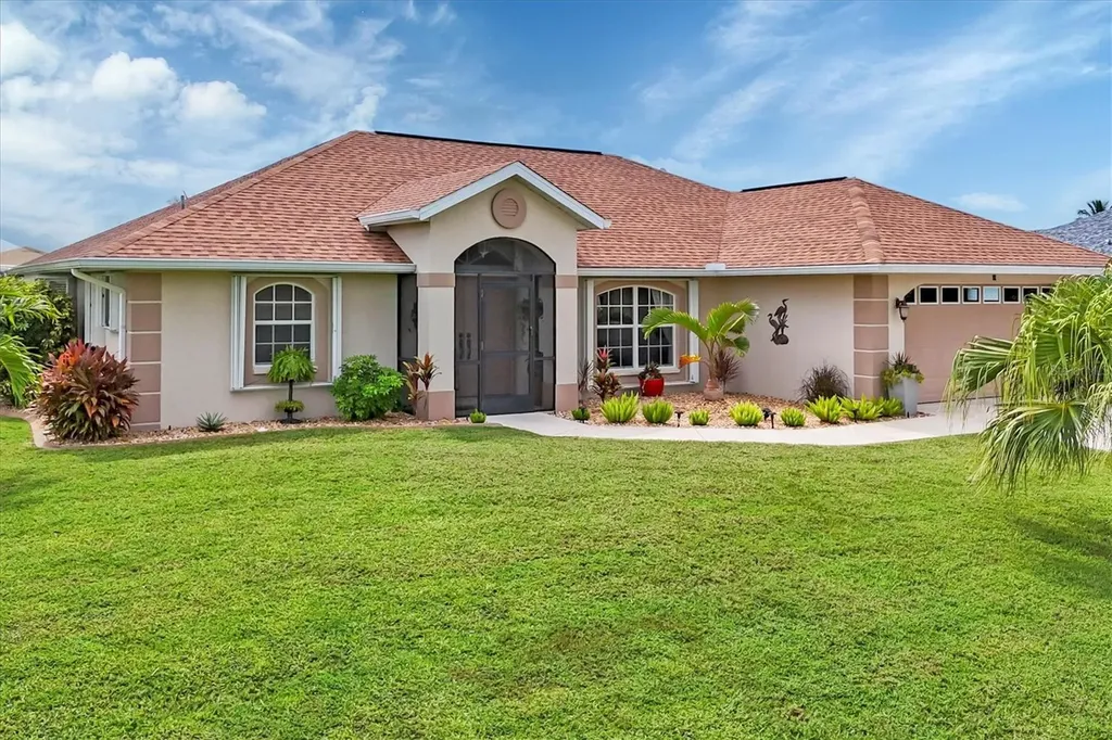 92 White Marsh Lane Rotonda West FL 33947