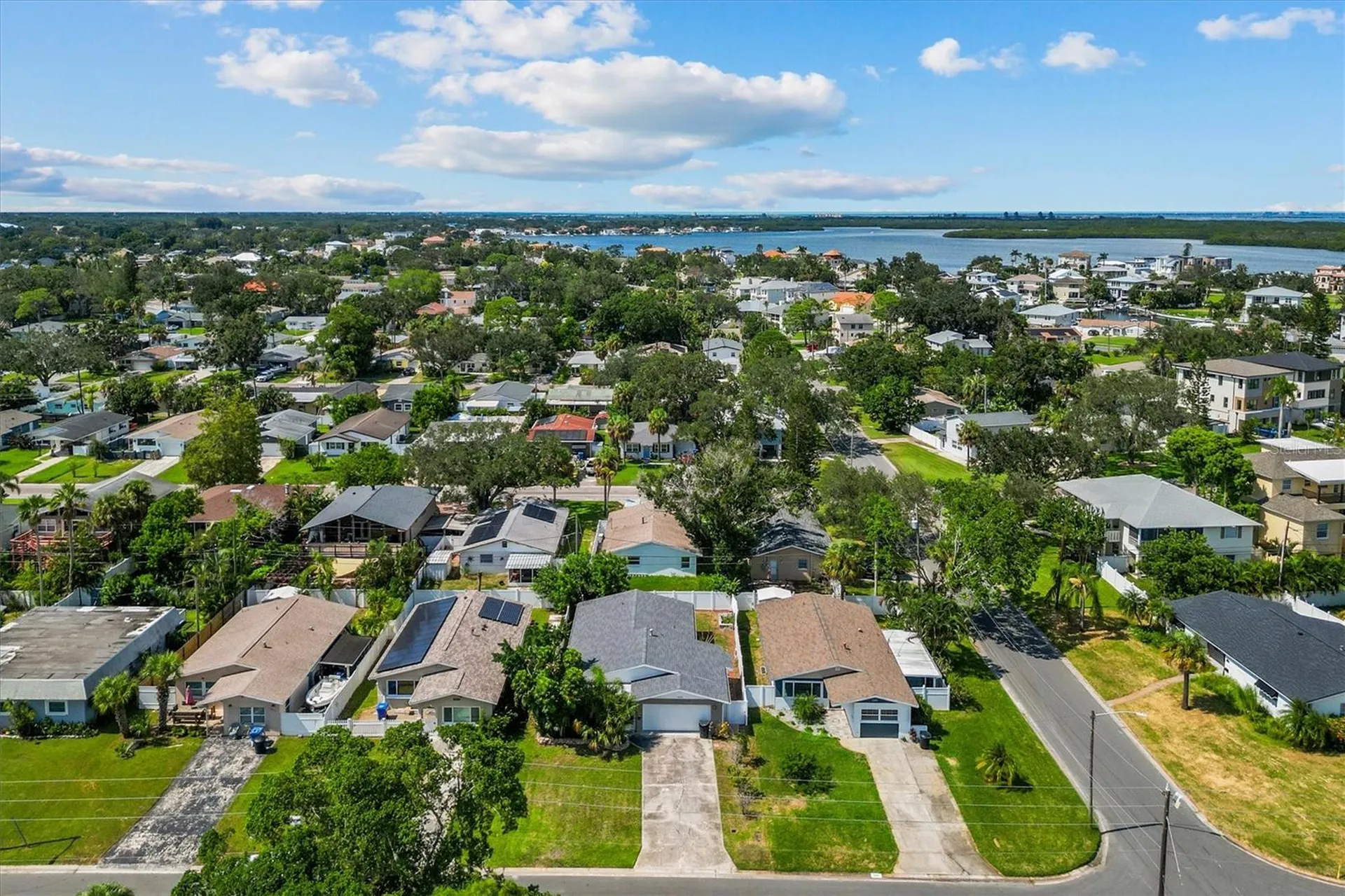 1889 Montana Avenue NE St Petersburg FL 33703