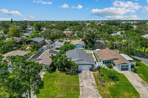 1889 Montana Avenue NE St Petersburg FL 33703