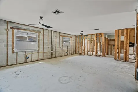 1889 Montana Avenue NE St Petersburg FL 33703