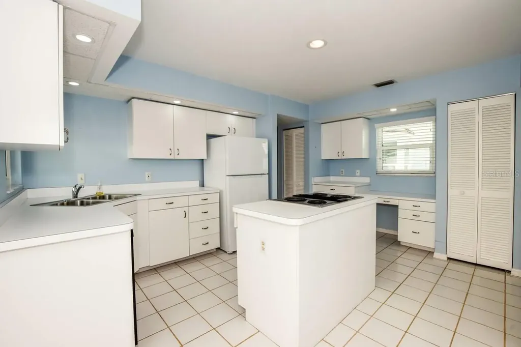 702 Brightside Crescent Drive Venice FL 34293