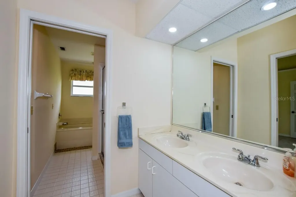 702 Brightside Crescent Drive Venice FL 34293