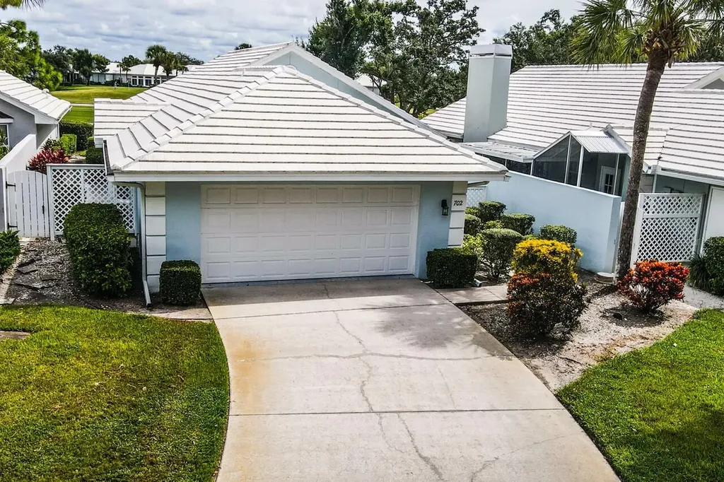 702 Brightside Crescent Drive Venice FL 34293