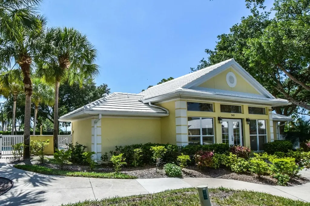 702 Brightside Crescent Drive Venice FL 34293