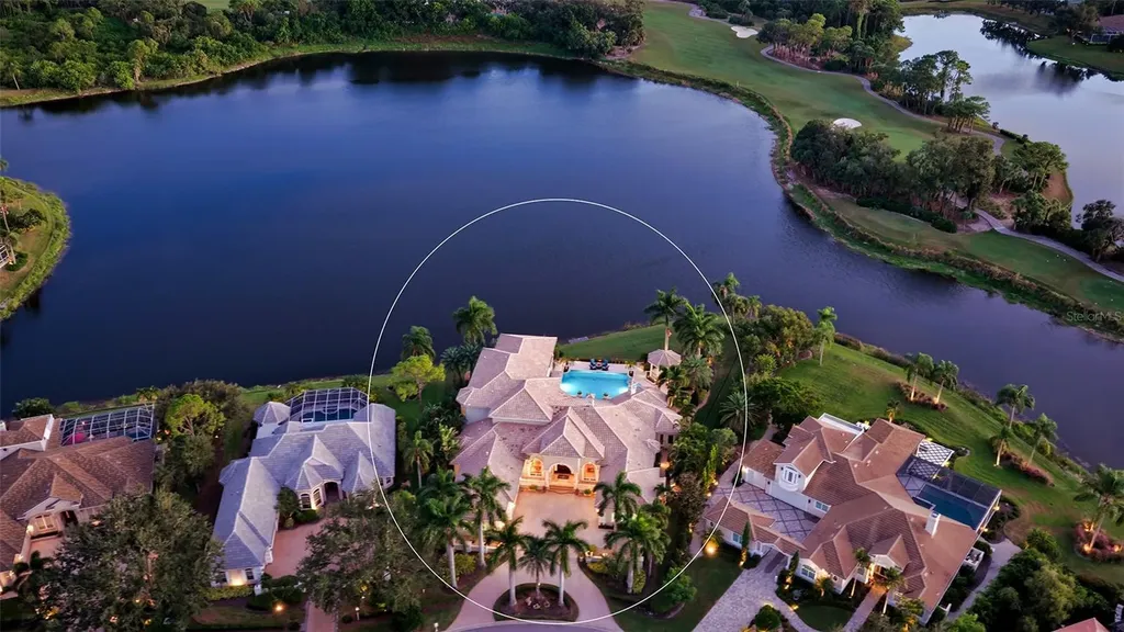 7320 Barclay Court University Park FL 34201