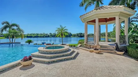 7320 Barclay Court University Park FL 34201