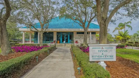 7320 Barclay Court University Park FL 34201
