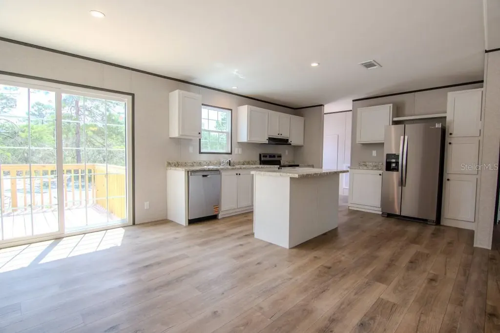 192 Freedom Drive Frostproof FL 33843