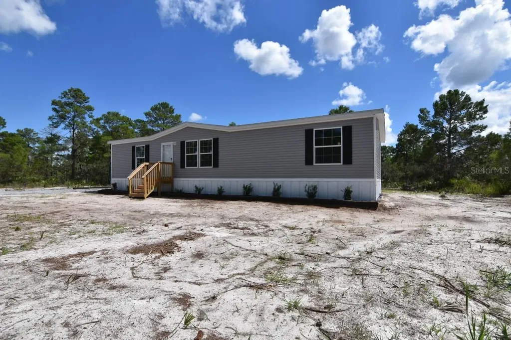 192 Freedom Drive Frostproof FL 33843