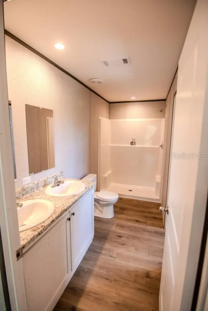 192 Freedom Drive Frostproof FL 33843