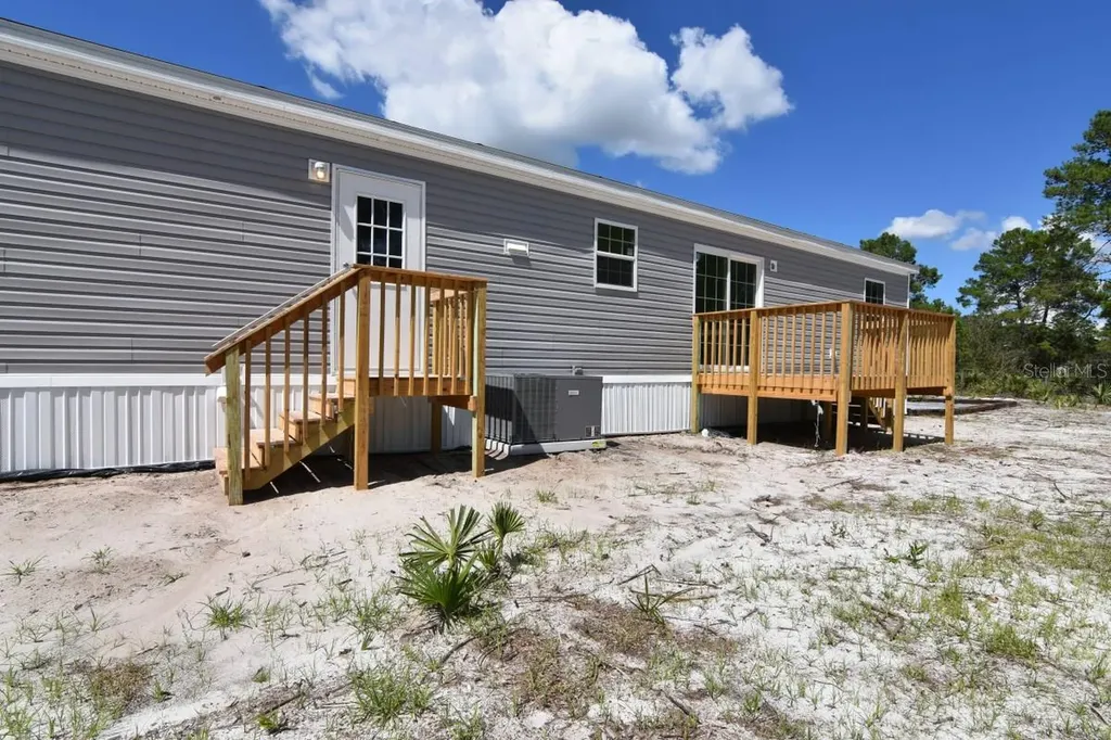 192 Freedom Drive Frostproof FL 33843