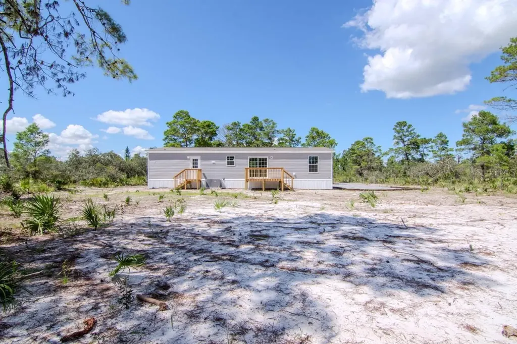 192 Freedom Drive Frostproof FL 33843