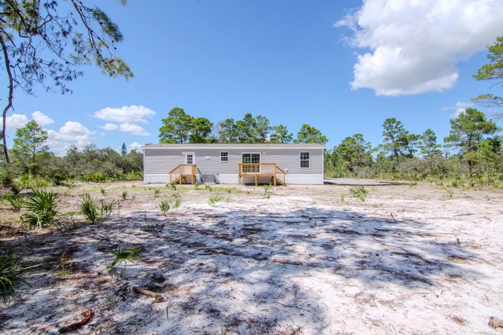 192 Freedom Drive Frostproof FL 33843