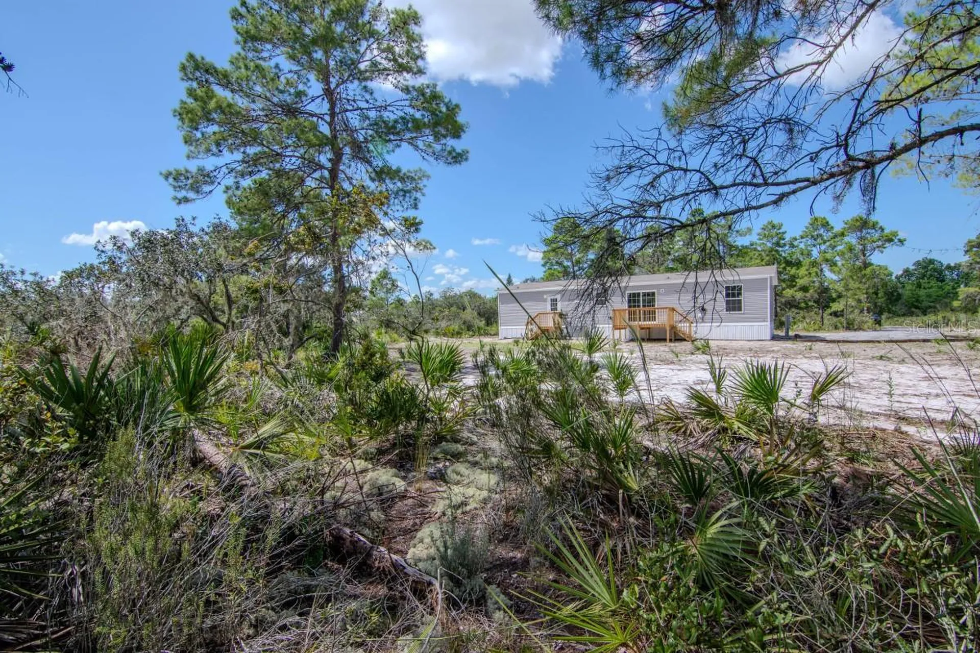 192 Freedom Drive Frostproof FL 33843