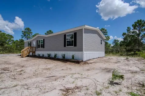 192 Freedom Drive Frostproof FL 33843
