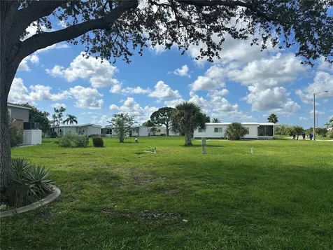 709 Fairmount Drive North Port FL 34287
