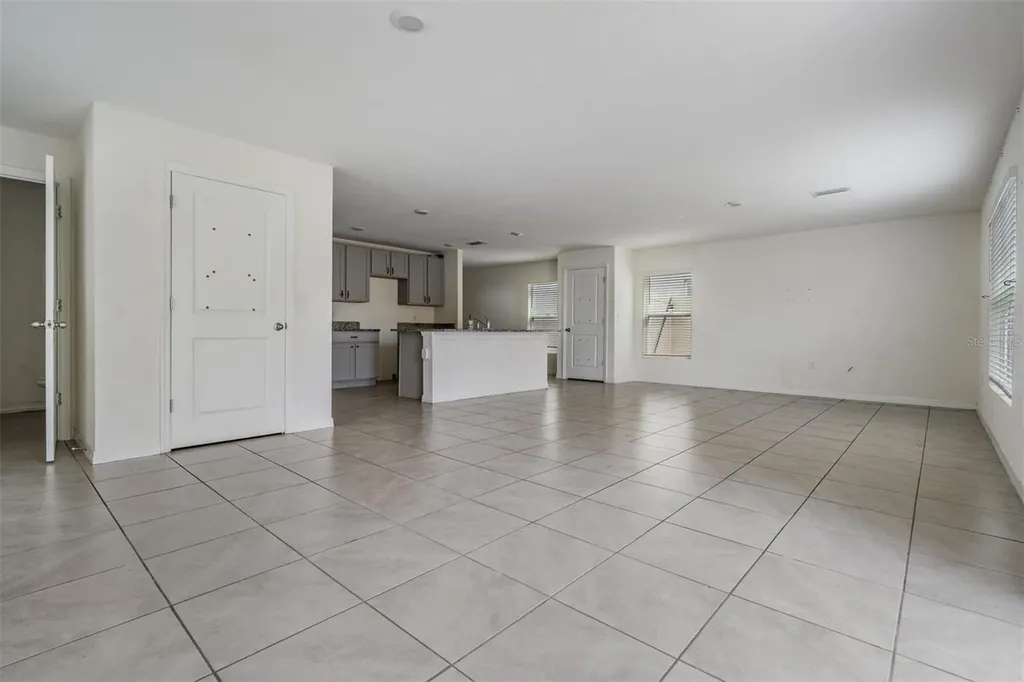 12175 Water Ash Place Riverview FL 33579